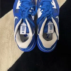 Nike | Shoes | Nike Dynamic Blue And White Sneakers | Poshmark display picture 1